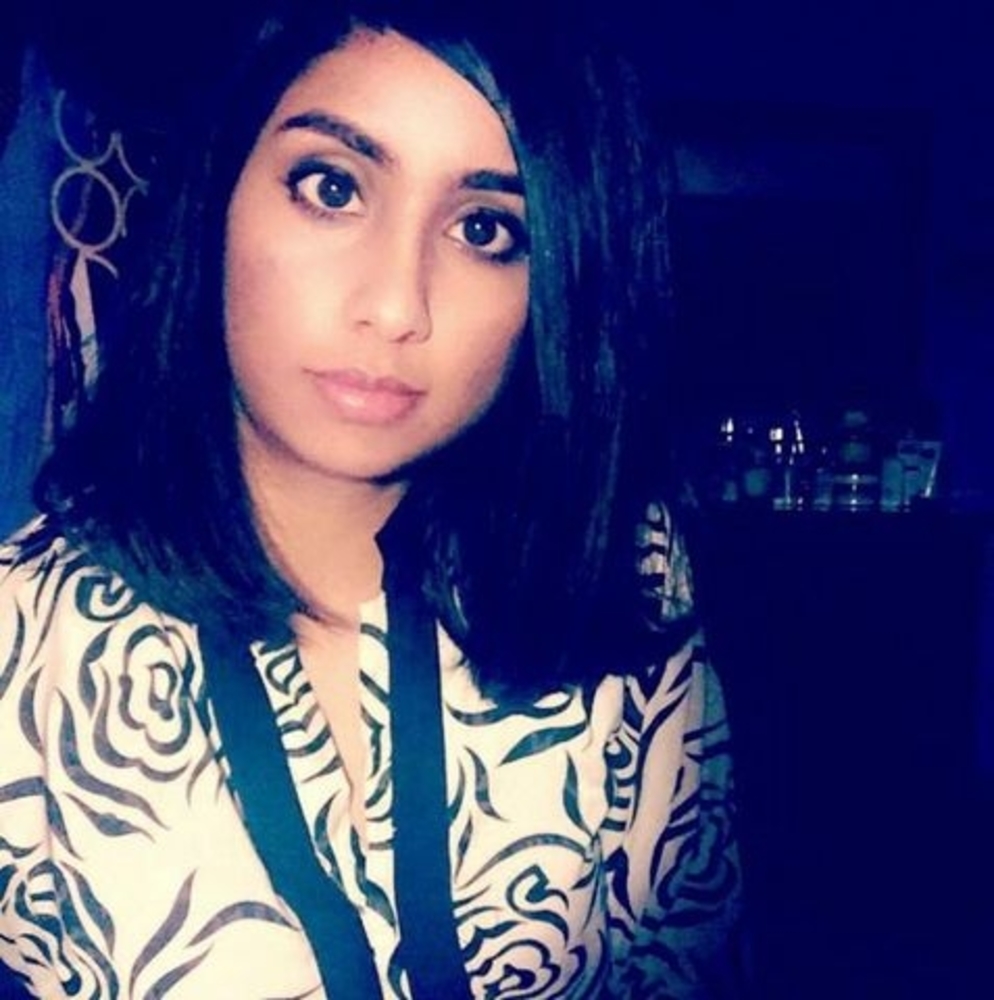 Meet your Posher, Roohi